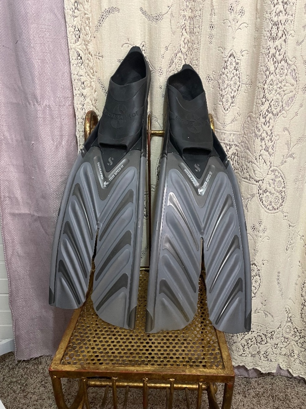 Scubapro: Twin Speed full foot fins